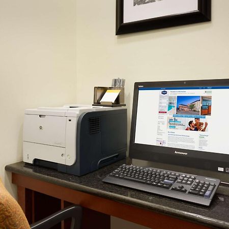 Hampton Inn Wichita-East Εξωτερικό φωτογραφία