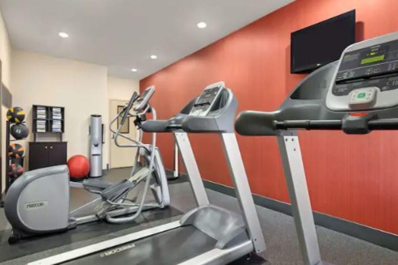 Hampton Inn Wichita-East Εξωτερικό φωτογραφία