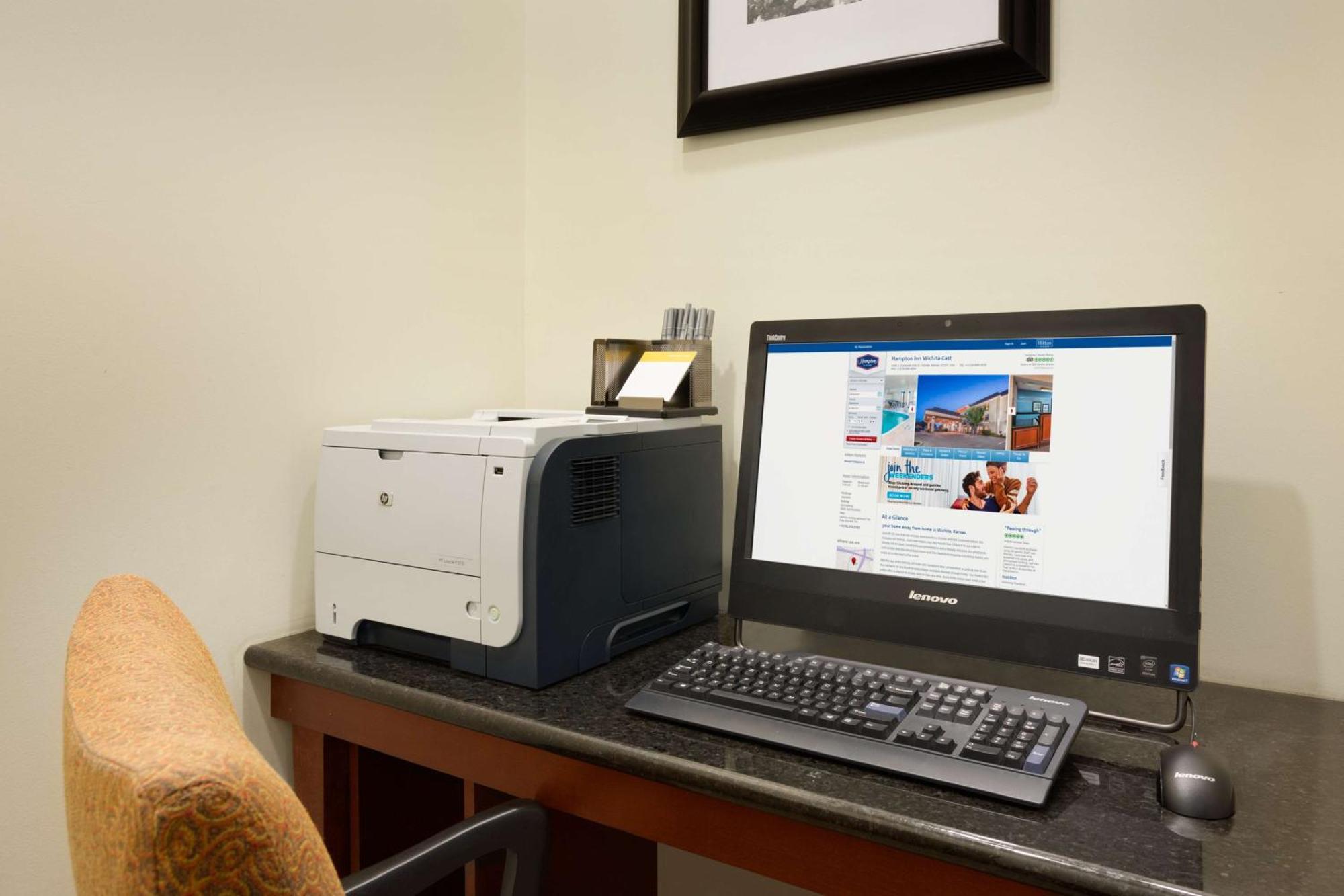 Hampton Inn Wichita-East Εξωτερικό φωτογραφία