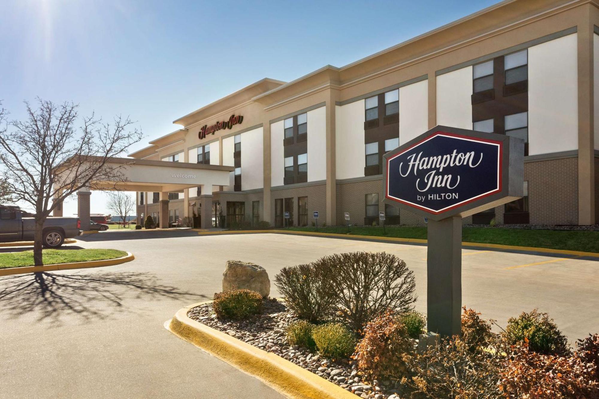 Hampton Inn Wichita-East Εξωτερικό φωτογραφία