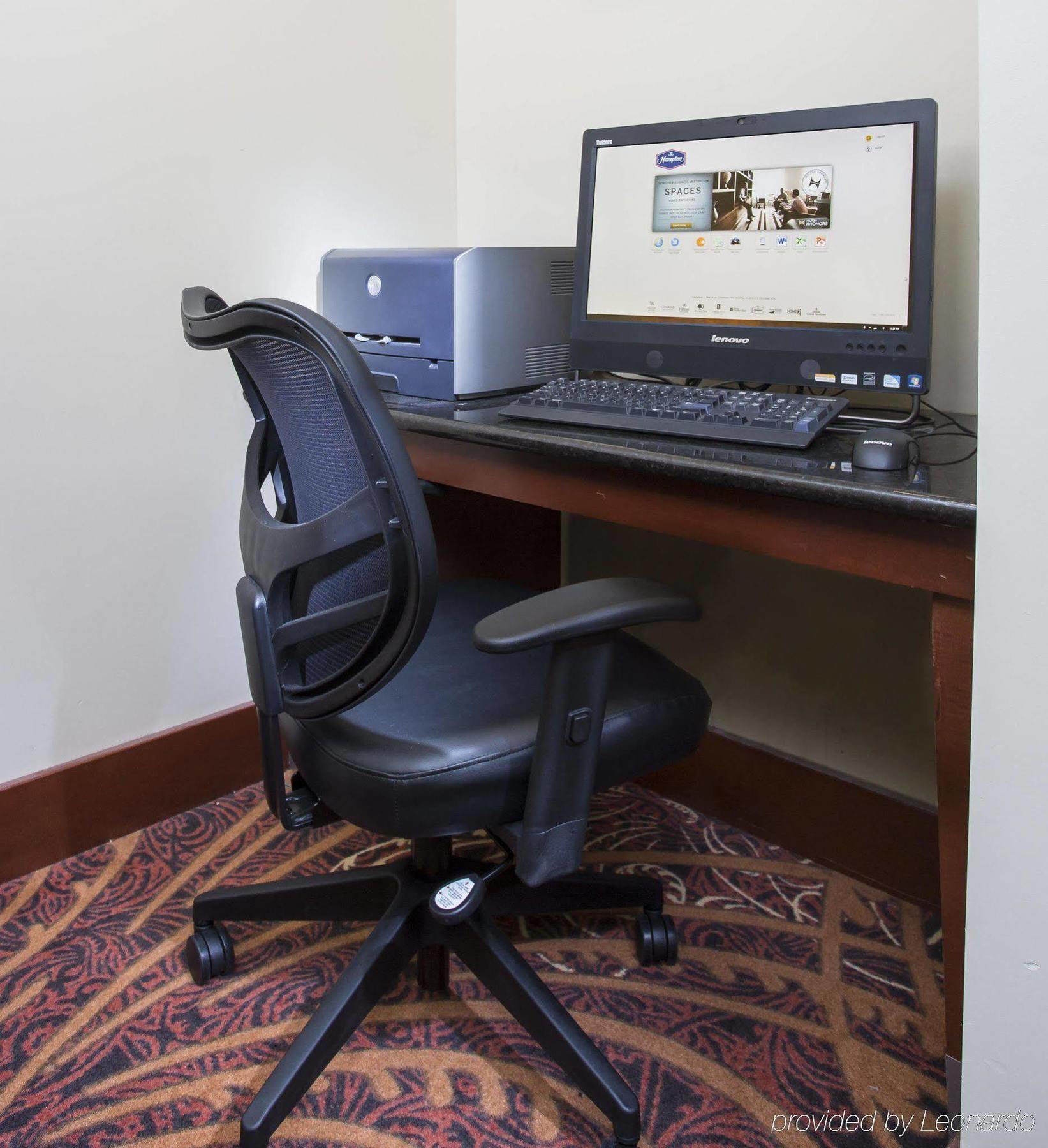 Hampton Inn Wichita-East Εξωτερικό φωτογραφία