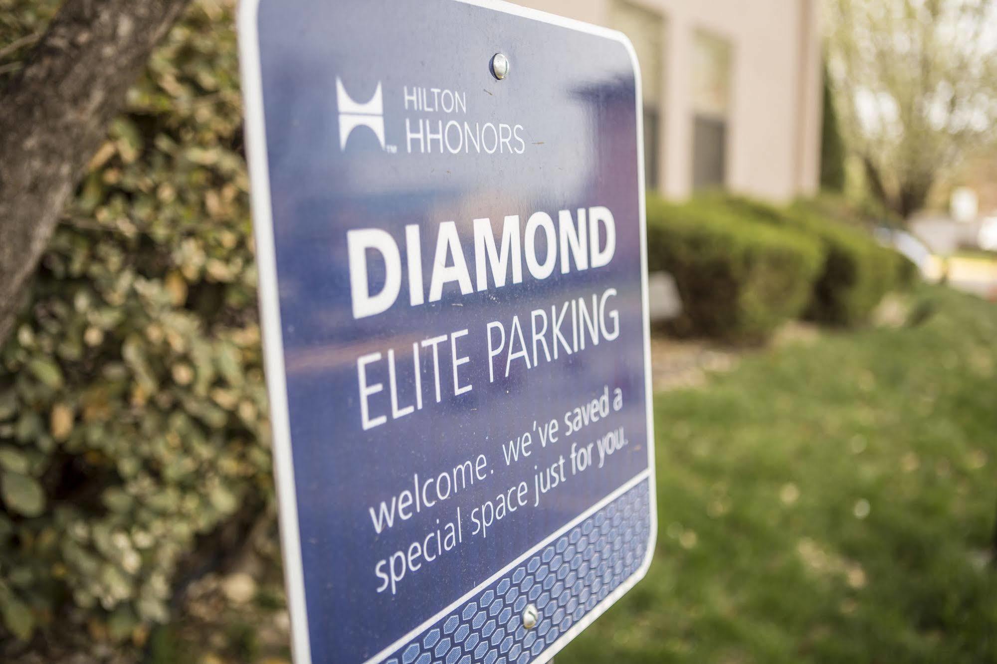 Hampton Inn Wichita-East Εξωτερικό φωτογραφία